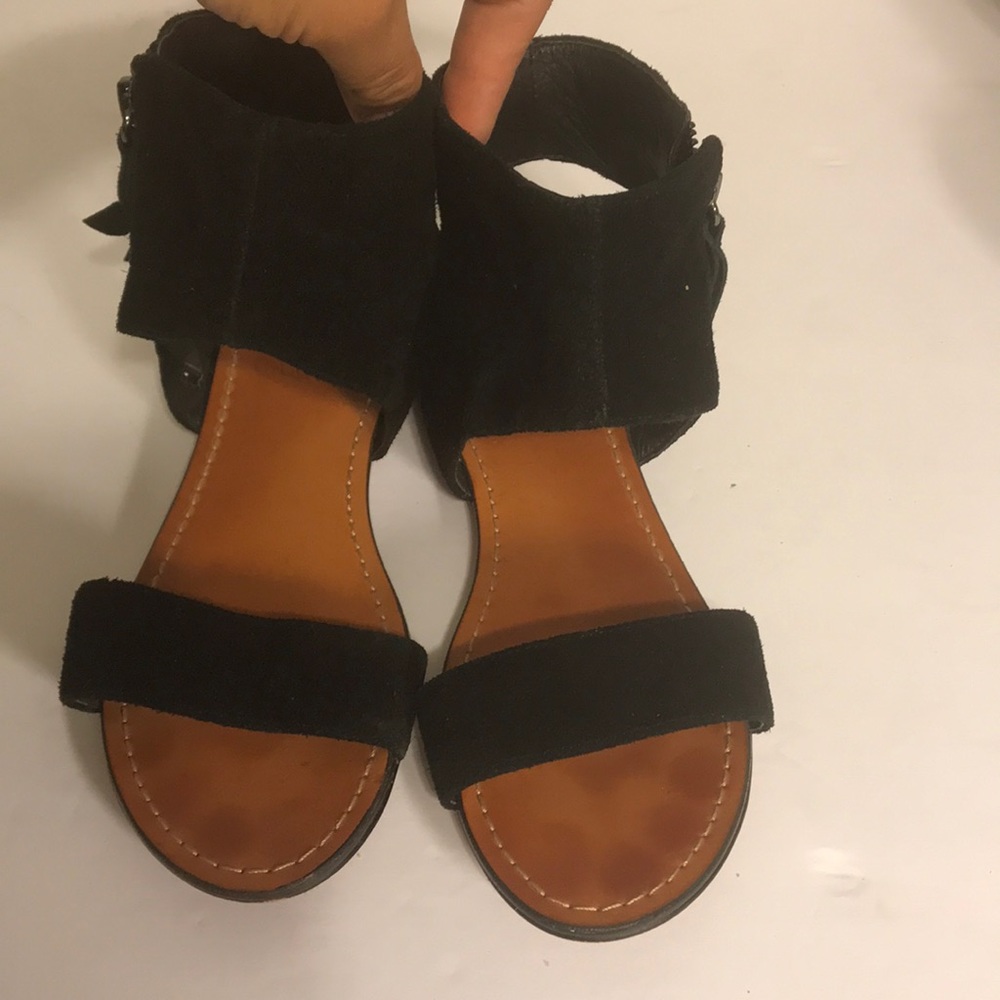 Vince Camuto